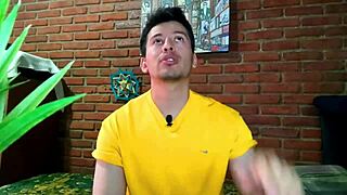 Secret hard fuck with brother-in-law on family vacation! 😈 Relato sexual de un seguidor