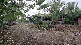 Public scandal with a hot milf and a stud in the Philippines