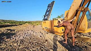 Heavy machine worker ditches job for public banging with hot interracial chick. Outdoor 1on1 gets wild!