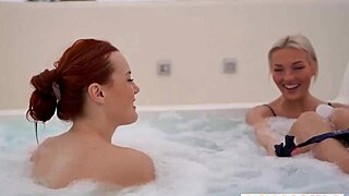 Steamy scissoring and cunilingus in the jacuzzi with babes