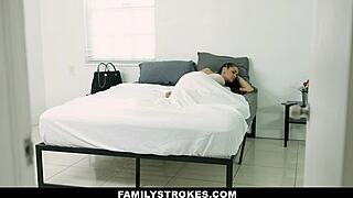 Sirvienta Sexy Se Dispone A Tener Sexo Anal