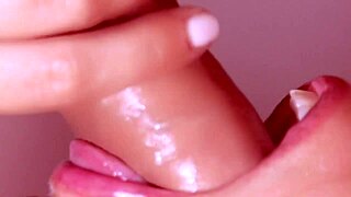 Japanese Amateur Blowjob! How Does She Handle Cum in Mouth?