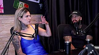 Estão casados anos, leva menina pra sexo a três em casa