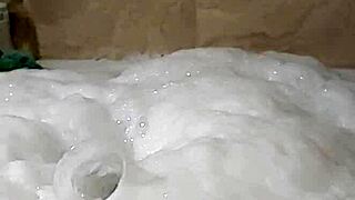 Cyno’s solo bubble bath in cosplay