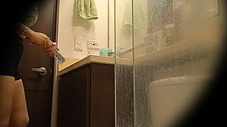 Spy cam catches real UNAM professor Milet pissing in sensual moment