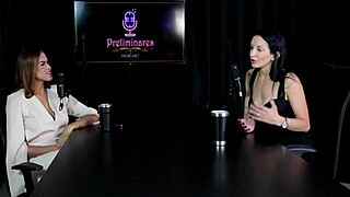 The Client Only Wants to Watch Masturbation, Faced Challenges in Europe with Vitoria Vonteese