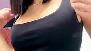 18 Years Old Exhibitionist Girlfriend Gets Exposed by Cuckold Boyfriend in Public