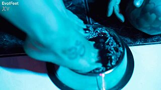 put your latina feet on my meat while i lick those wet soles