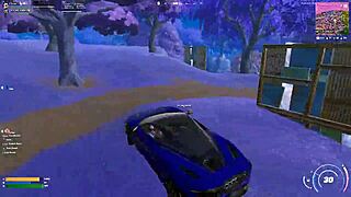 Playing Fortnite with bisexual transgender gamers