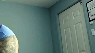 Ass eating makes blonde crave cum in tush, filling her with urge.