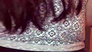 Married woman with a nice ass dancing and shaking her ass