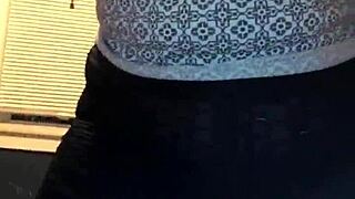 Married woman with a nice ass dancing and shaking her ass