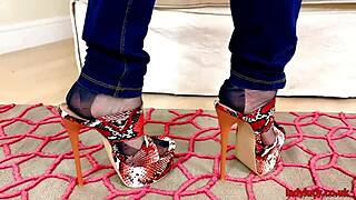 yo, check lucy gresty rocking those skintight jeans, she's driving me wild!