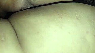 found mi madrastra layin’ in my room, damn curvy milf temptin’ me!