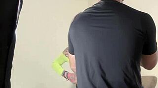 Debut girl gets fucked bareback by hot guy