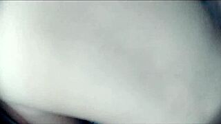 brunette babe sucks to orgasm 😍