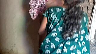 Desi guy fulfilled the fantasy of sex with a stepmother