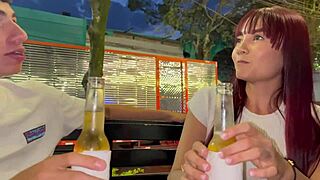 Conocí a un hombre muscular en una playa, 价格好。