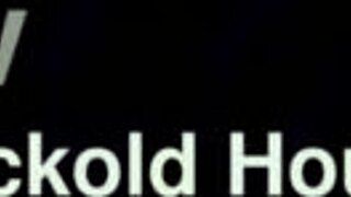 Galera da cuckold house waits to fuck sexy chubby wife