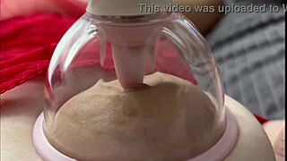 Vacuum tongue teased my nipples with sweet Colombian flair