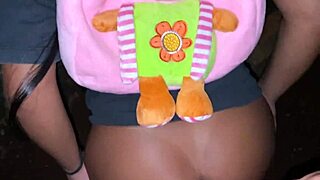 The latina amateur in public offers her pussy, prolonging the encounter.