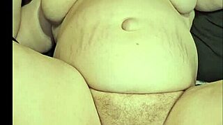 Foot Fucking Deep Pussy