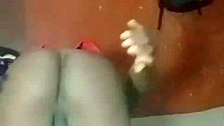 Watch Sexyjayla254 tear her asshole wide open