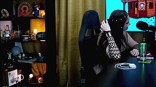 Victoria Camargo Shows Off, Ruan Couldn’t Resist Grabbing Her Hot Body!