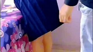 टीचर, मेरी टाइट मेक्सिकन चूत में पहली बार डालो