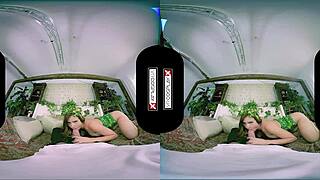 Poison Ivy XXX Cosplay VR: Stunning Evil Redhead in Reality Parody Costumes