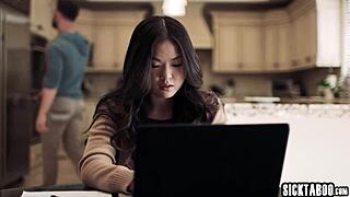 Hey Lulu Chu, craving rough sex with Slimthick Vic?