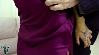 ये हॉट ब्रूनेट लेडी बिग कॉक स्लैम के लिए झुकती है