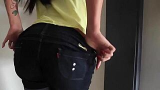 wanna see this bubblebutt tranny bounce her round booty?