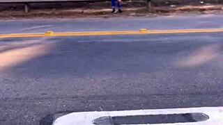 Found a prostitute on the corner for a blowjob, bargained down and she sucked just the tip, then took her to the empty lot for an amazing outdoor blowjob 😍