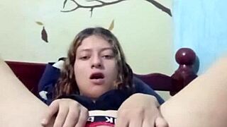 Latina Amateur Masturbates Richly With Her Palette In Homemade Scene.