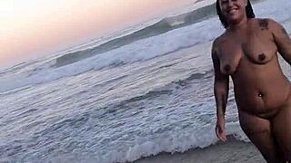 met a short chubby sexy girl at nudist beach