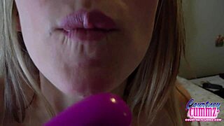 Courtney cummz plays with her asshole and pussy in casual fun