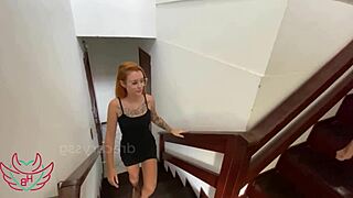 Novinho Safado Esperou A Ruiva Pelado Na Escada