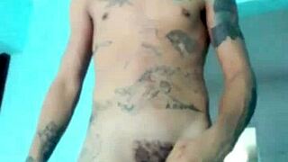 Magrinho shows off his cool toy in the living room