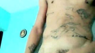 Magrinho shows off his cool toy in the living room