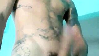 Magrinho shows off his cool toy in the living room