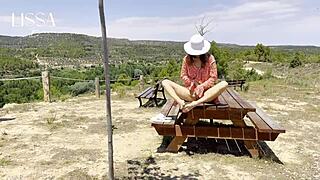 Walk and sex outdoors, fucking interrupted by something unexpected, the best blowjob and cum in my ass 😈