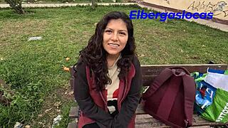 contrate a mi amiga para fotos y terminé follándola sin aviso