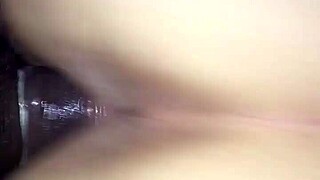 बीबीसी सफेद लड़की को पिंक पैंटी में झुकाता है