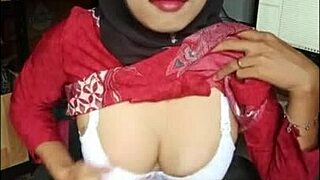 Black hijab transgirl slut cums from solo play