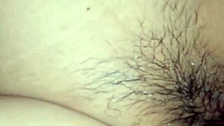 hermanastra colombiana nataly se escapa de la universidad para follar con su vecino