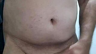 plus size brasileiro brazilian guy shares his everyday life and culture in casual chat