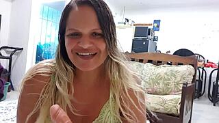 Latina Caliente Showing Off That Big Ass! 😍