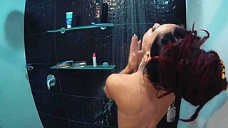 Casado levou pro motel e comeu na banheira - nick elfie