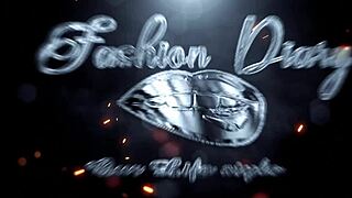 Nilmini plays with dildo on her big pussy!